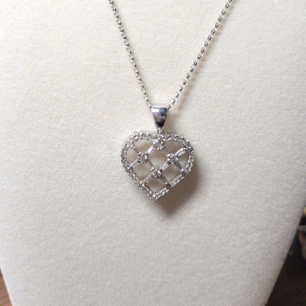 14K White Gold Heart Diamond Pendant